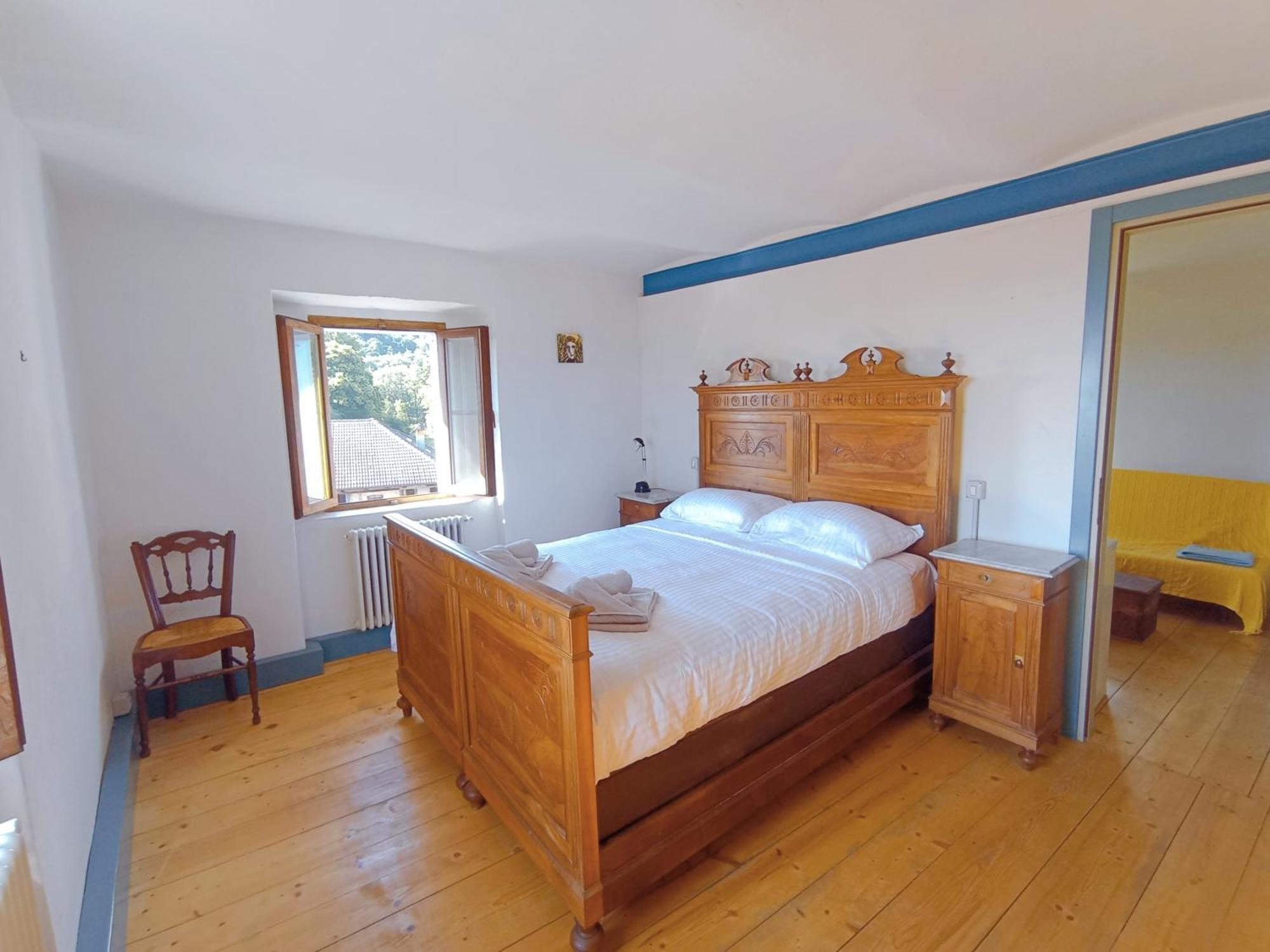 Appartamento Storico Con Giardino Soleggiato - B&B Via Rinaldi Arto Centonara 外观 照片